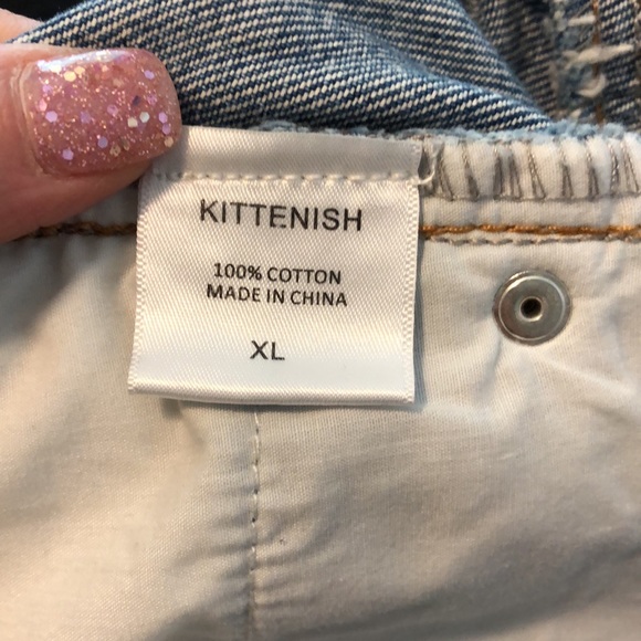 Kittenish Jean skirt - Picture 2 of 3